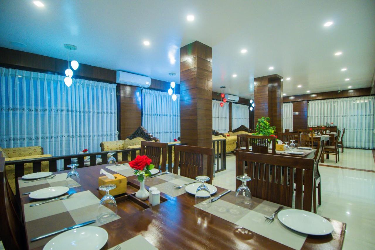 Hotel Prakash International Hetauda Kültér fotó