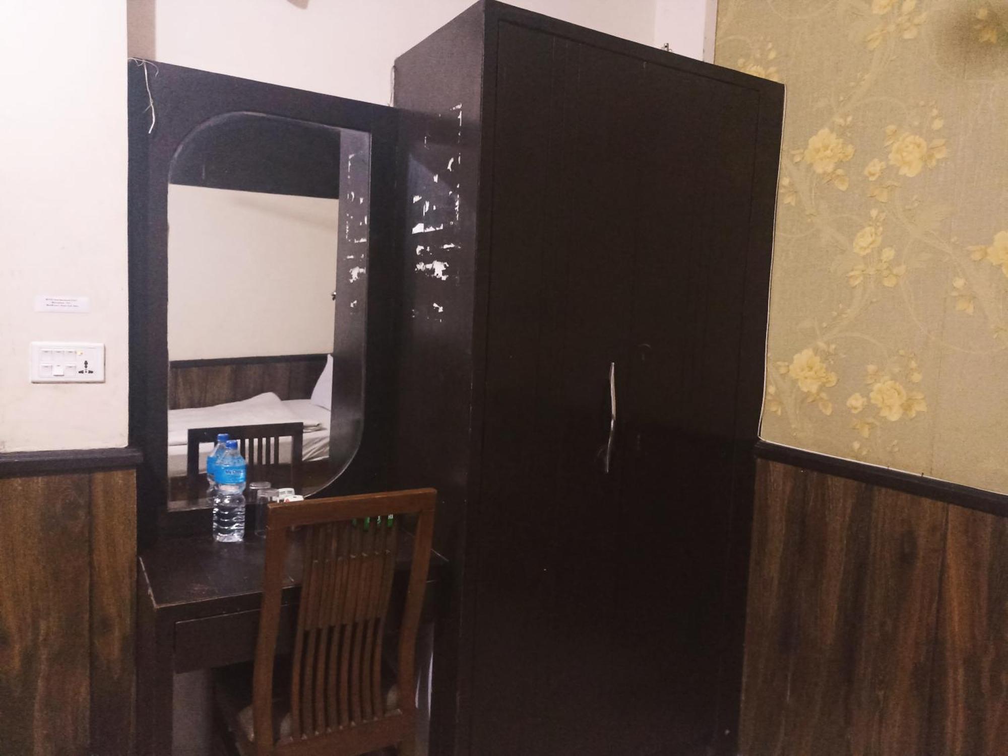 Hotel Prakash International Hetauda Szoba fotó