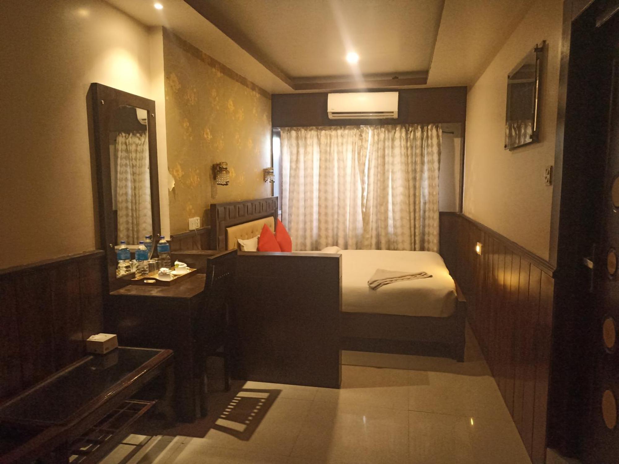 Hotel Prakash International Hetauda Szoba fotó